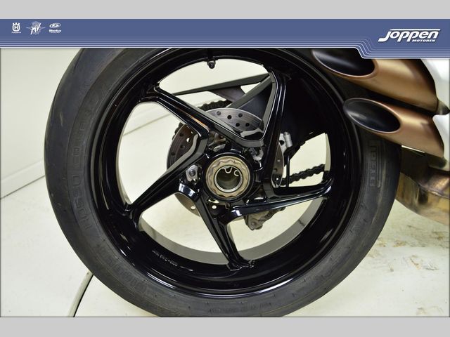 mv-agusta - brutale-800-eas