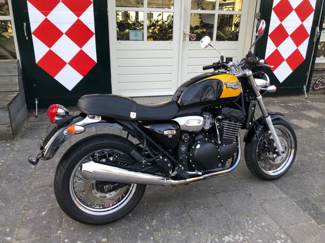 triumph - thunderbird-sport