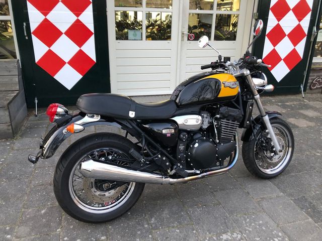 triumph - thunderbird-sport