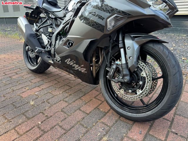 kawasaki - ninja-zx-4rr