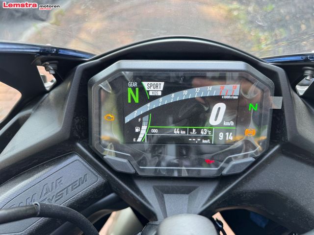 kawasaki - ninja-zx-4rr