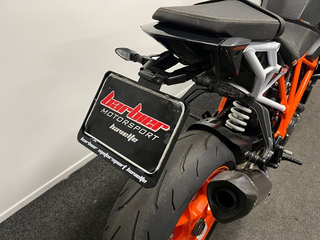 ktm - 1290-super-duke-r