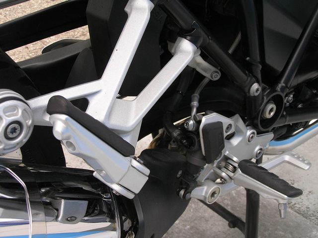 bmw - r-1250-r