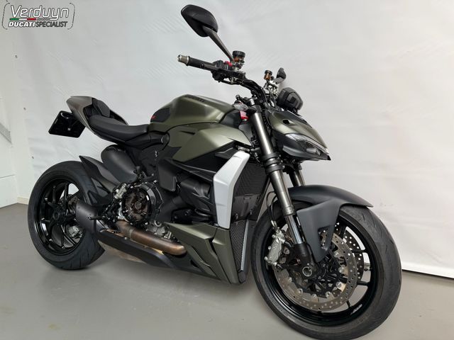 ducati - streetfighter-v2