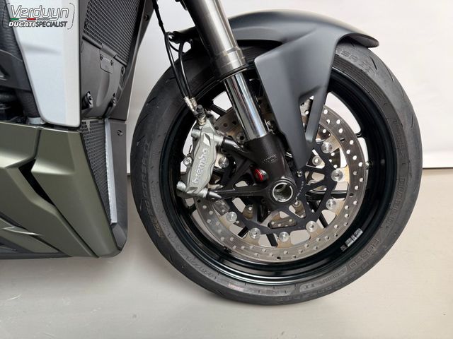 ducati - streetfighter-v2