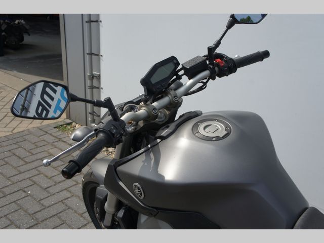 yamaha - mt-09-abs