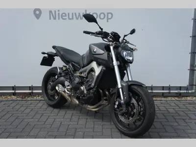 YAMAHA MT 09 ABS – foto 3