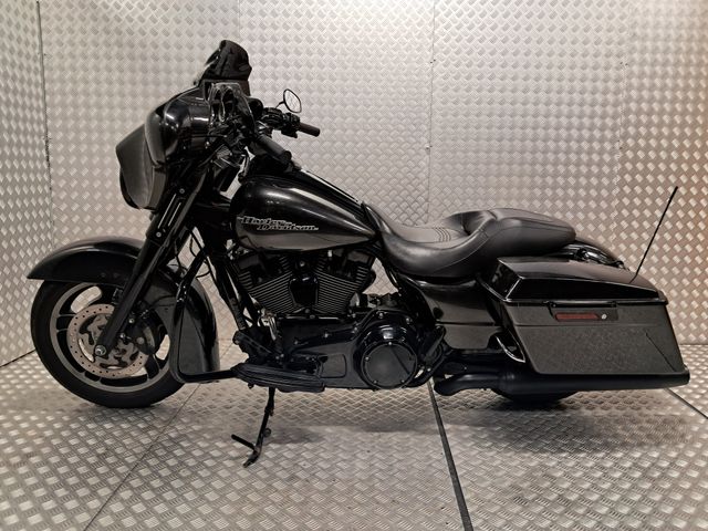harley-davidson - street-glide-flhx
