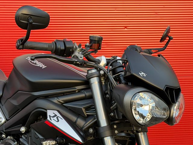 triumph - street-triple-rs
