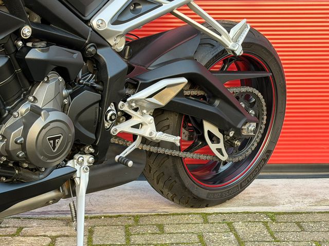 triumph - street-triple-rs