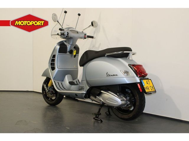 vespa - gts-super-tech-300