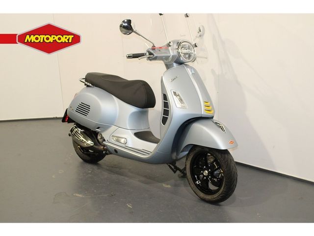 vespa - gts-super-tech-300