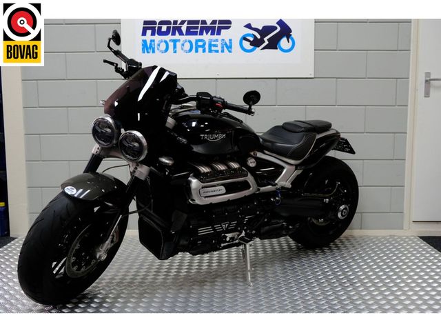 triumph - rocket-iii-r