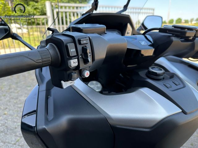 honda - forza-750