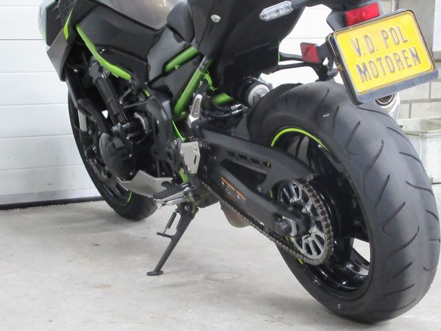 kawasaki - z900