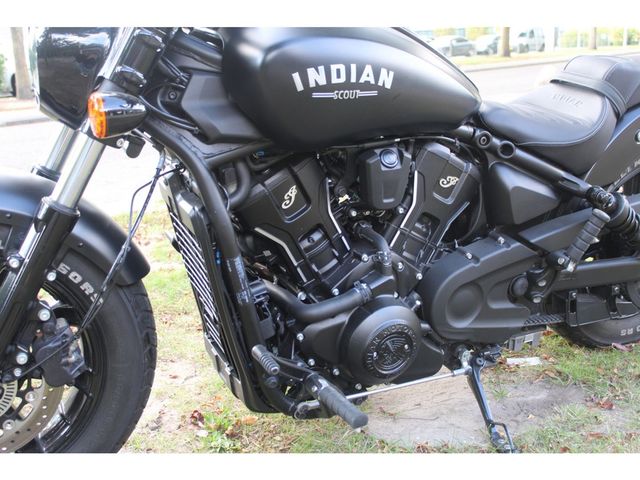 indian - scout-bobber-limited