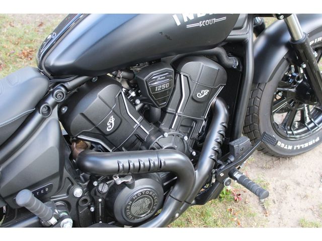 indian - scout-bobber-limited