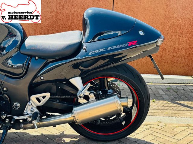suzuki - gsx-r-1300-hayabusa