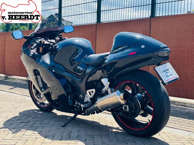 suzuki - gsx-r-1300-hayabusa