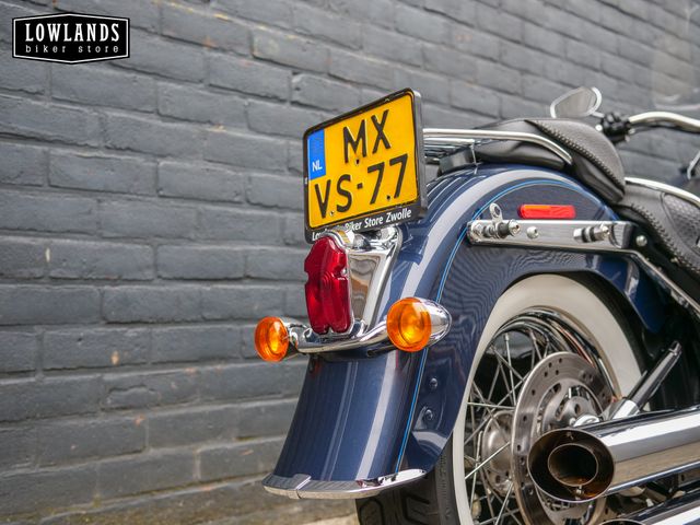 harley-davidson - softail-deluxe-flstn