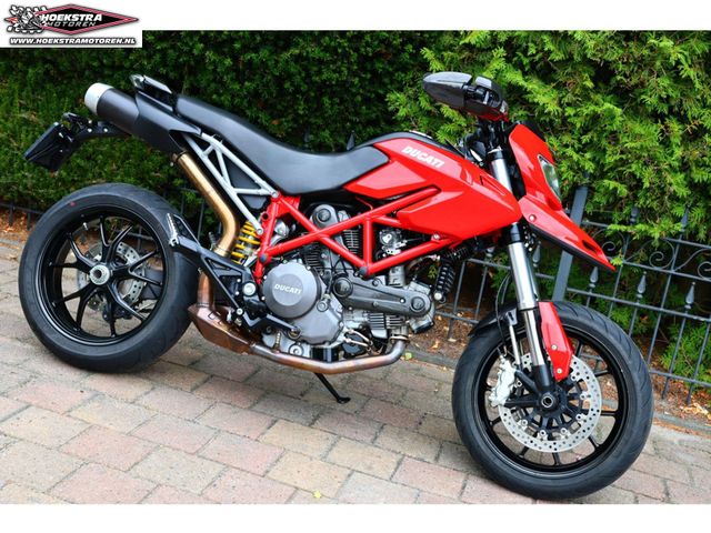 ducati - hypermotard-796