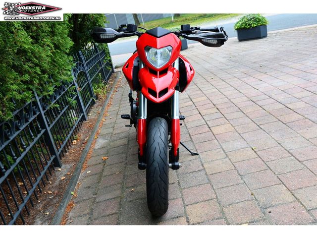 ducati - hypermotard-796