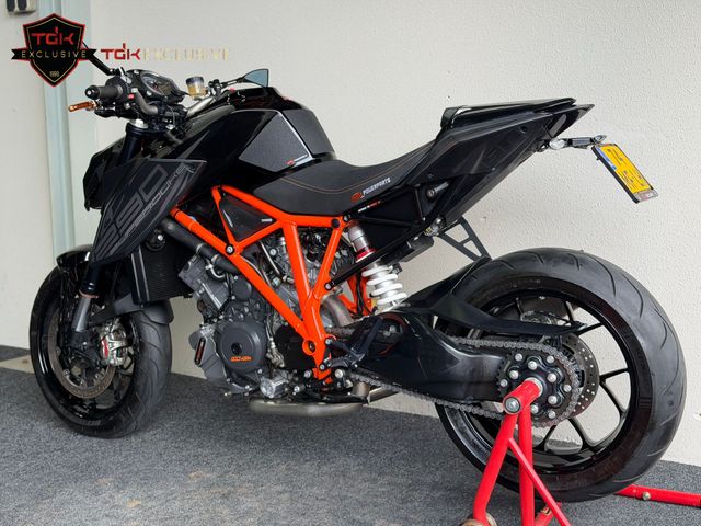 ktm - 1290-super-duke-r
