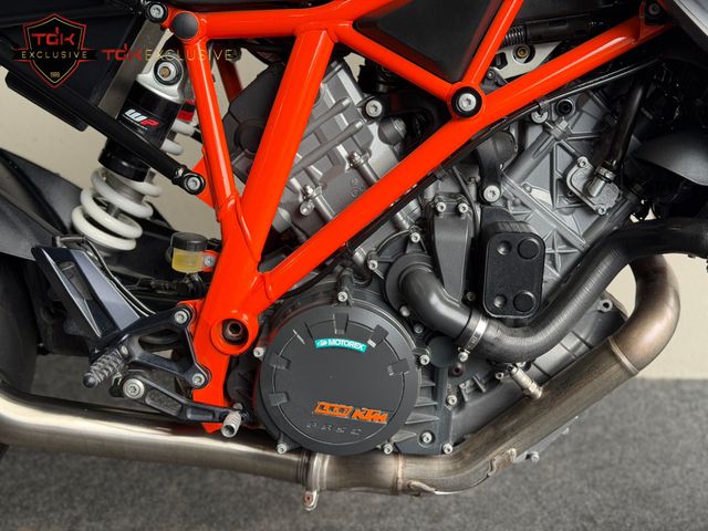 ktm - 1290-super-duke-r