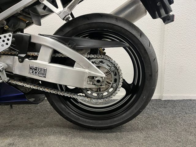 honda - cbr-900-rr-fireblade
