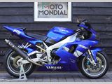 YAMAHA YZF R1