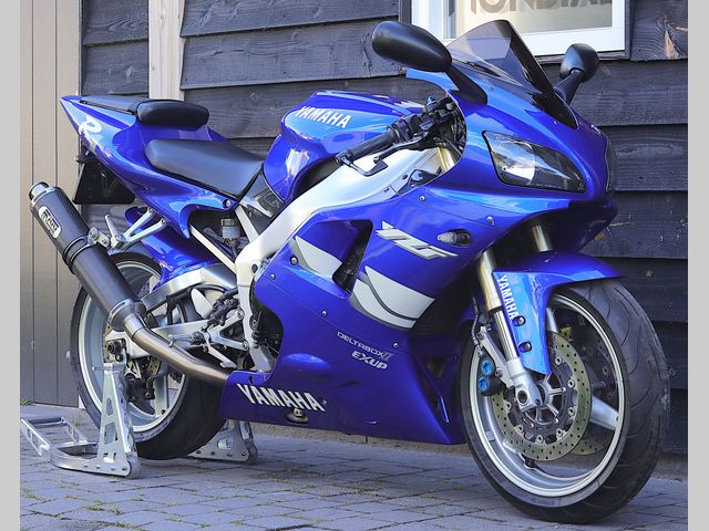 yamaha - yzf-r1