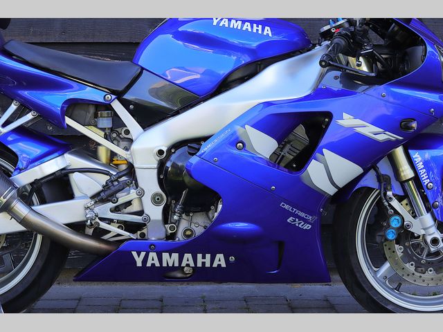 yamaha - yzf-r1