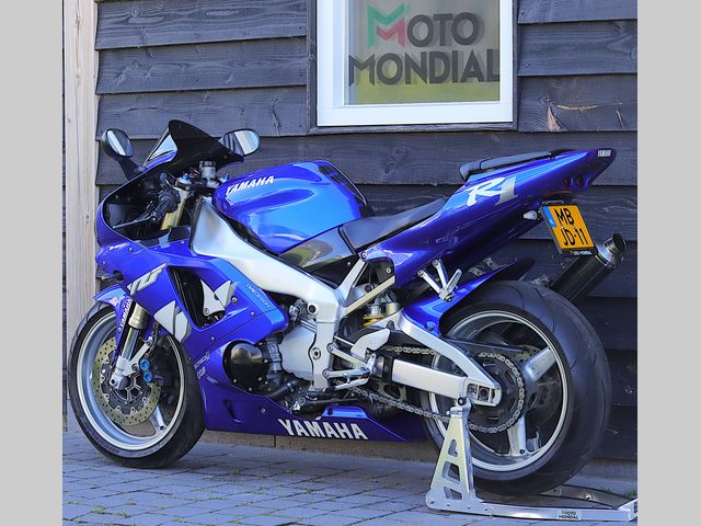 yamaha - yzf-r1