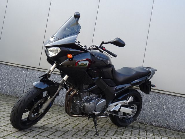 yamaha - tdm-900