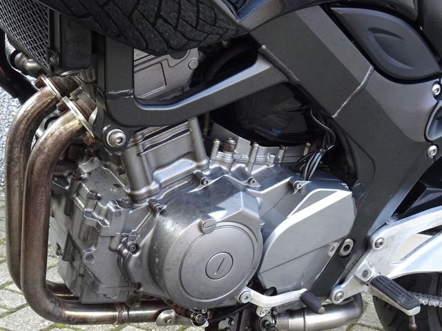 yamaha - tdm-900
