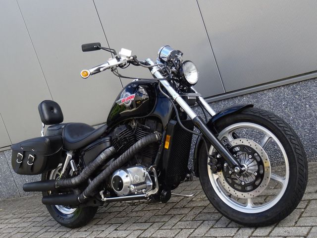 honda - vt-1100-c-shadow