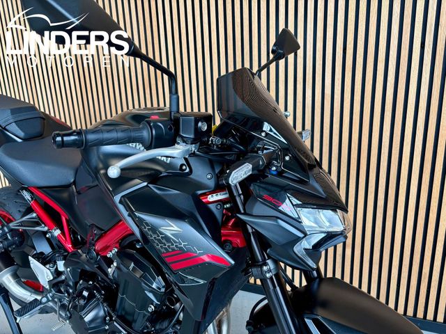 kawasaki - z900