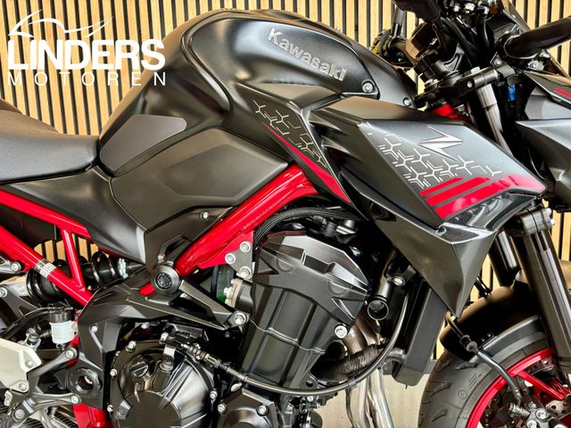 kawasaki - z900