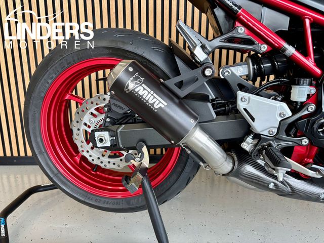 kawasaki - z900