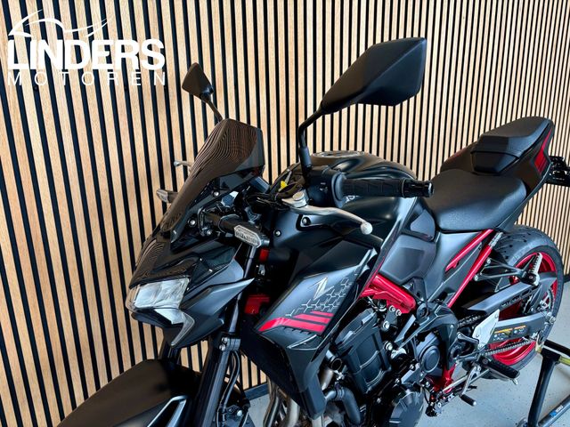 kawasaki - z900