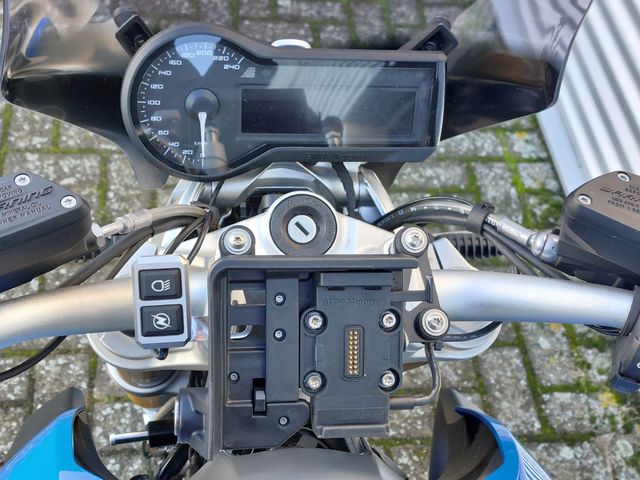 bmw - r-1200-r