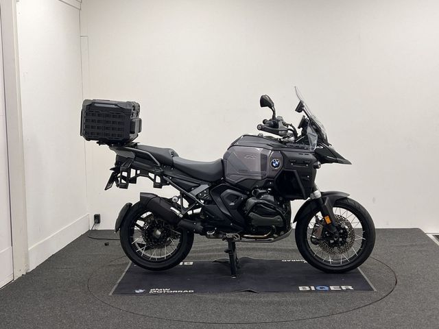 bmw - r-1300-gs-adventure-triple-black