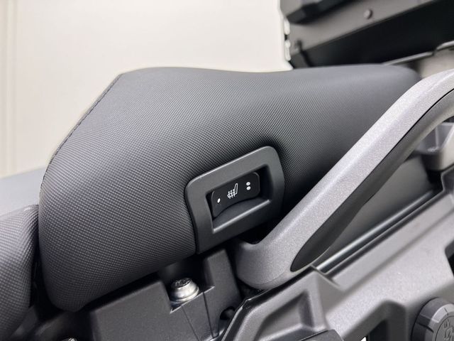 bmw - r-1300-gs-adventure-triple-black