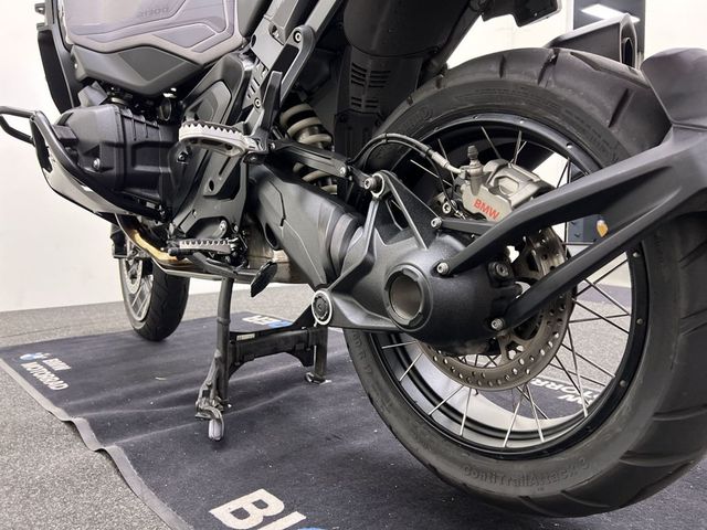bmw - r-1300-gs-adventure-triple-black