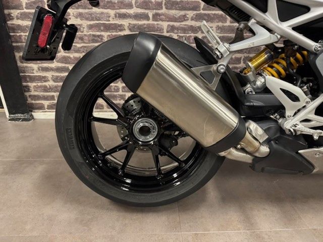 triumph - speed-triple-1200-rs