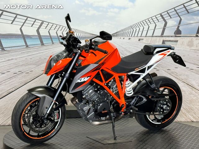 ktm - 1290-super-duke-r