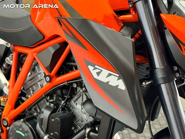 ktm - 1290-super-duke-r