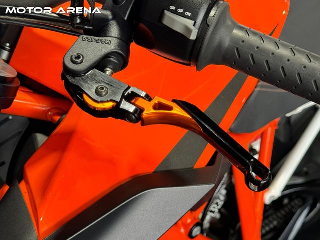 ktm - 1290-super-duke-r
