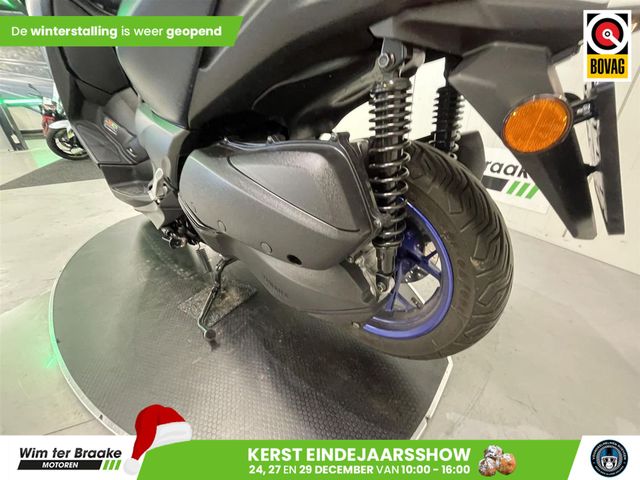 yamaha - x-max-300-abs