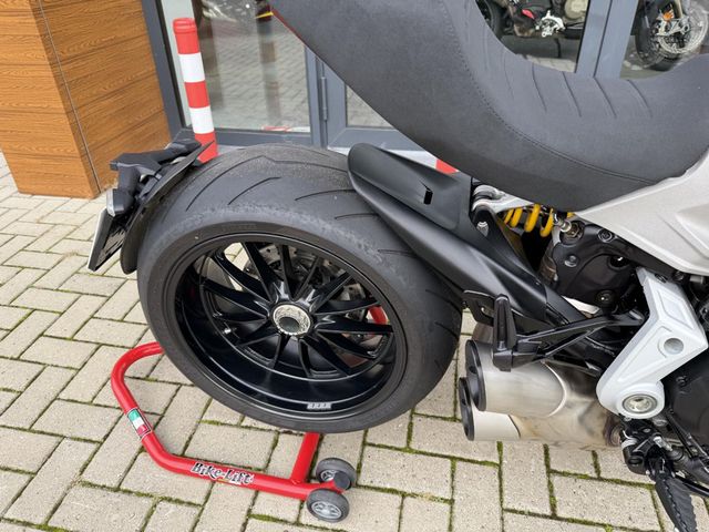 ducati - diavel-1260